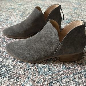 Kenneth Cole Gray Suede Side Skip Booties